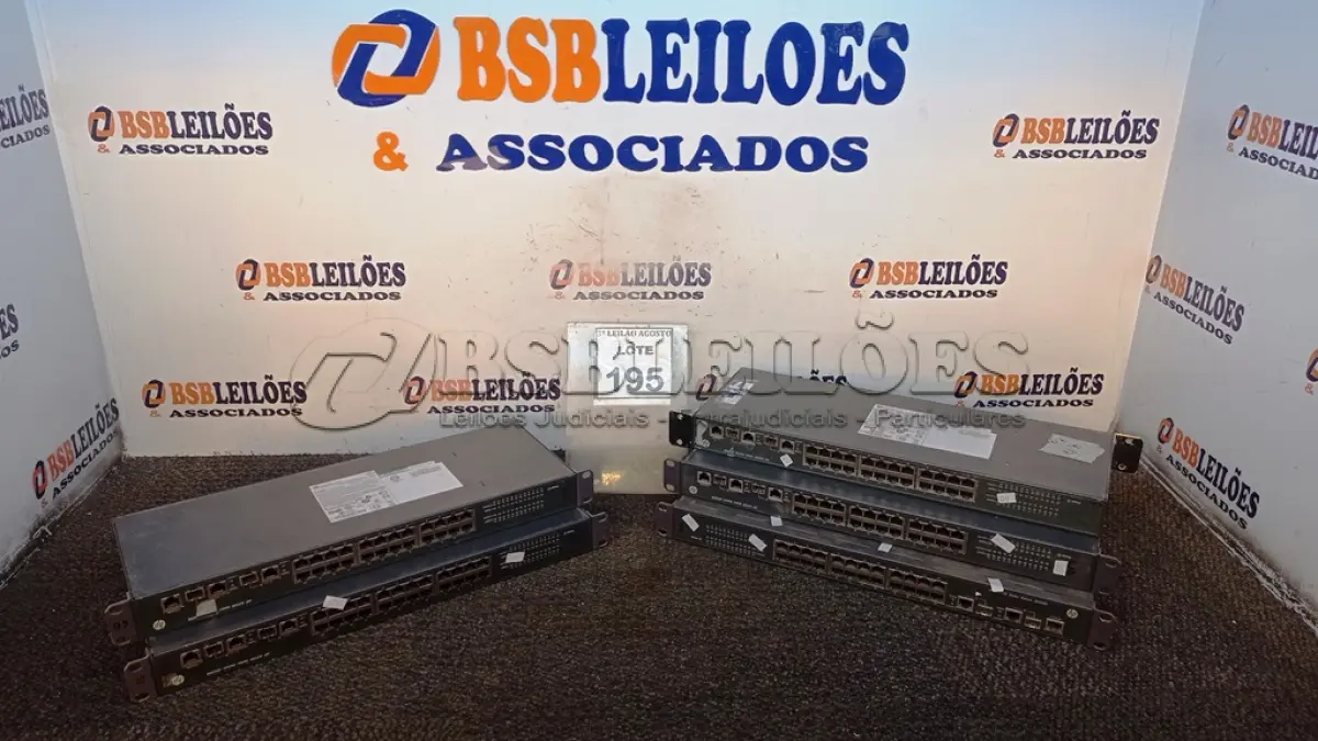 LOTE 195 - 05 SWITCH’S 24 PORTAS MARCA HP. (NO ESTADO) ATENÇÃO! FAZER A VISITAÇÃO ANTES DE ARREMATAR, NÃO SABEMOS SE FUNCIONA, LEILÃO NÃO TEM GARANTIA E NEM DEVOLUÇÃO, SUJEITO A POSSÍVEIS AVARIAS VISÍVEIS/OCULTAS E/OU AUSÊNCIA DE COMPONENTES.