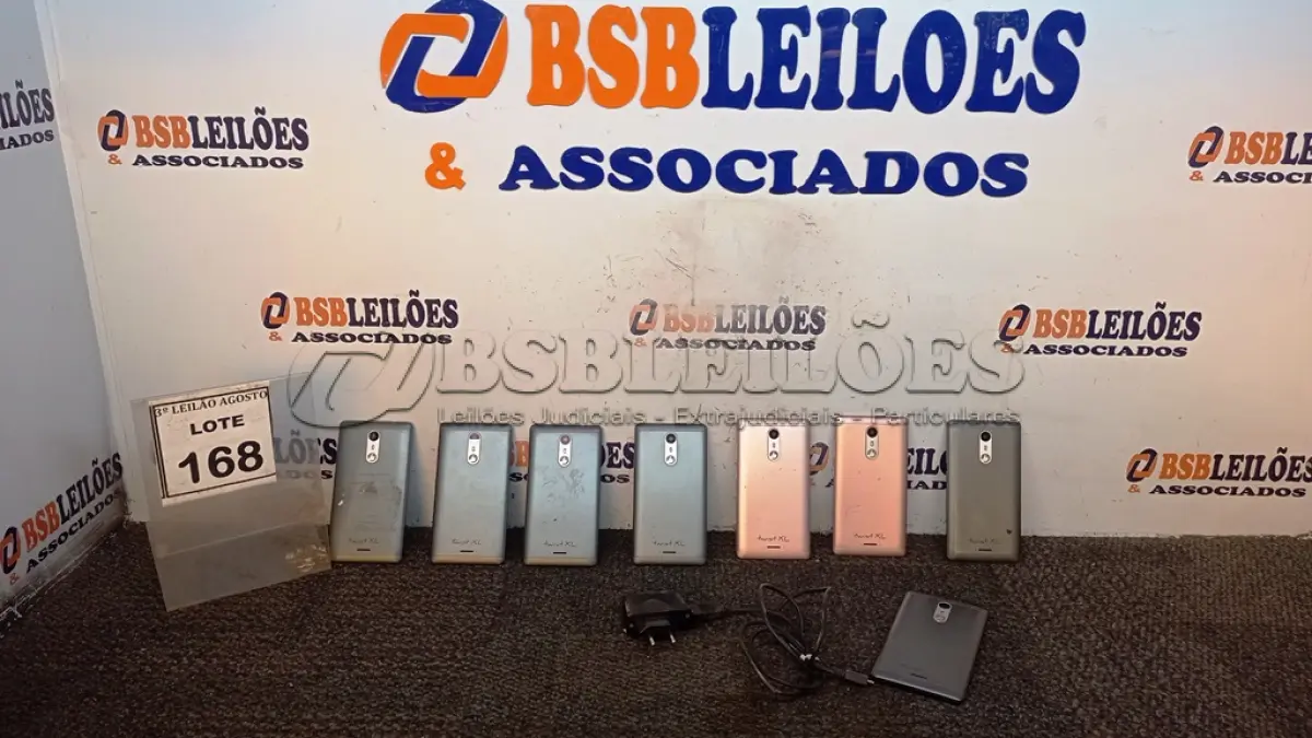 LOTE 168 - 08 CELULARES MARCA POSITIVO E 01 CARREGADOR. (NO ESTADO) ATENÇÃO! FAZER A VISITAÇÃO ANTES DE ARREMATAR, NÃO SABEMOS SE FUNCIONA, LEILÃO NÃO TEM GARANTIA E NEM DEVOLUÇÃO, SUJEITO A POSSÍVEIS AVARIAS VISÍVEIS/OCULTAS E/OU AUSÊNCIA DE COMPONENTES.