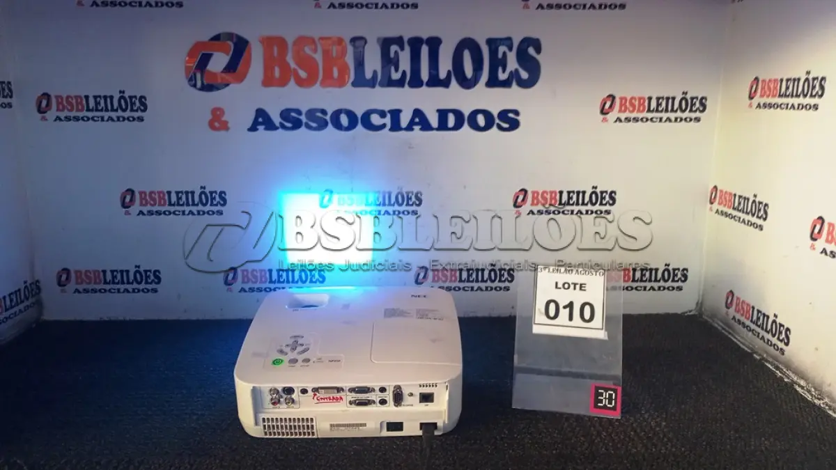 LOTE 010