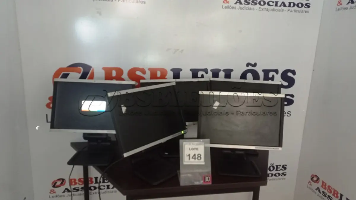 LOTE 148 - 05 MONITORES MARCA HP. (NO ESTADO) ATENÇÃO! FAZER A VISITAÇÃO ANTES DE ARREMATAR, NÃO SABEMOS SE FUNCIONA, LEILÃO NÃO TEM GARANTIA E NEM DEVOLUÇÃO, SUJEITO A POSSÍVEIS AVARIAS VISÍVEIS/OCULTAS E/OU AUSÊNCIA DE COMPONENTES.
