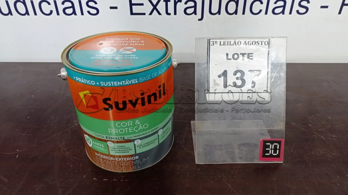 LOTE 137 - 01 LATA DE TINTA ESMALTE DE 3,6L NA COR BRILHANTE TABACO MARCA SUVINIL. (NO ESTADO) ATENÇÃO! FAZER A VISITAÇÃO ANTES DE ARREMATAR, NÃO SABEMOS SE FUNCIONA. LEILÃO NÃO TEM GARANTIA E NEM DEVOLUÇÃO, SUJEITO A POSSÍVEIS AVARIAS VISÍVEIS/OCULTAS E/OU AUSÊNCIA DE COMPONENTES.