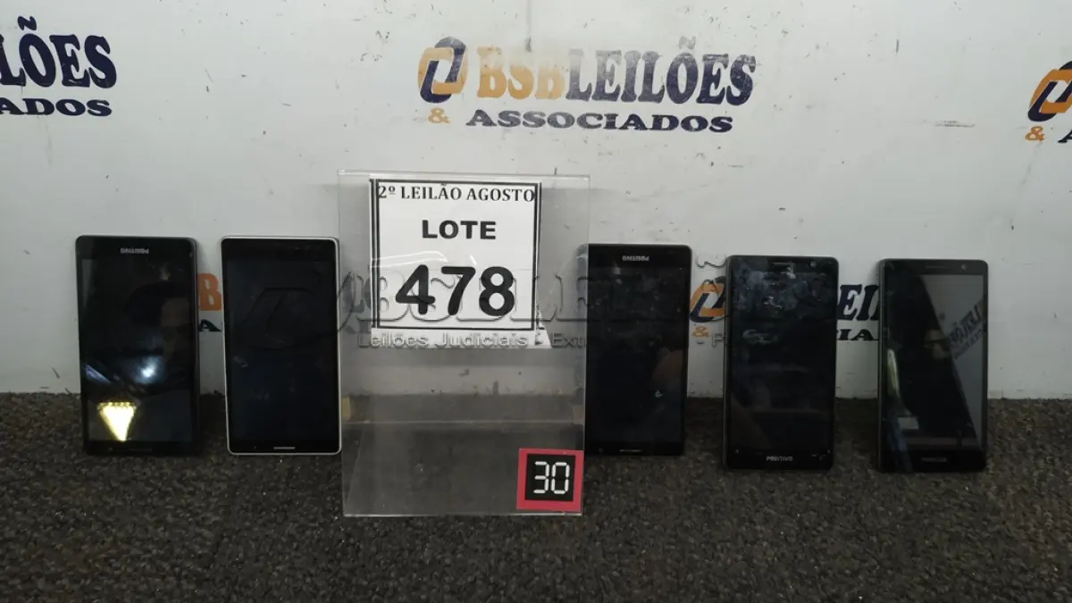 LOTE 478 - 04 SMARTPHONES MARCA POSITIVO. (NO ESTADO) ATENÇÃO! FAZER A VISITAÇÃO ANTES DE ARREMATAR, NÃO SABEMOS SE FUNCIONA. LEILÃO NÃO TEM GARANTIA E NEM DEVOLUÇÃO, SUJEITO A POSSÍVEIS AVARIAS VISÍVEIS/OCULTAS E/OU AUSÊNCIA DE COMPONENTES.