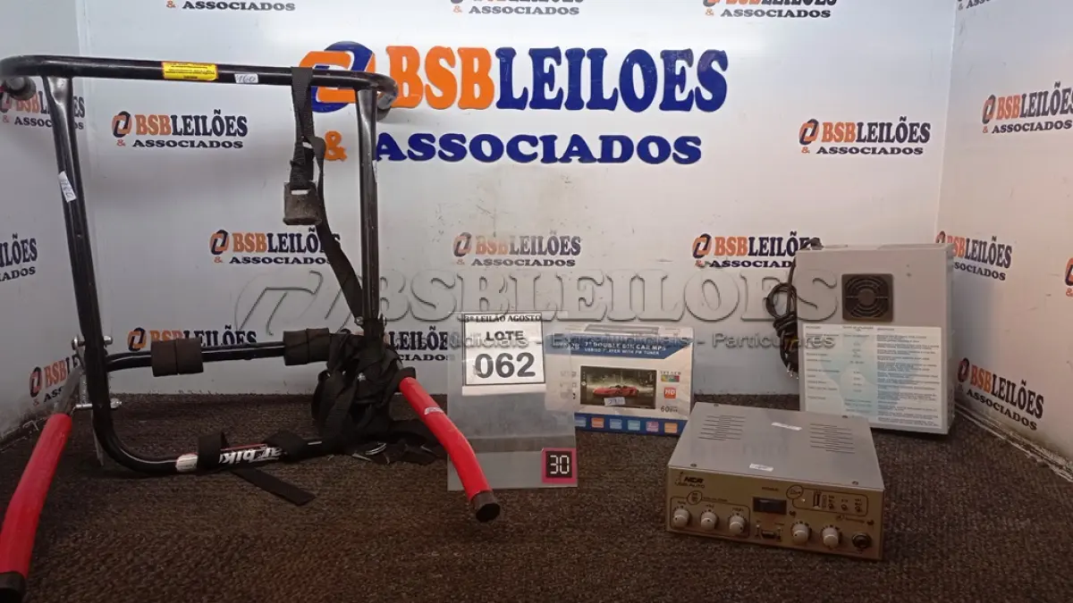 LOTE 062 - 01 CENTRAL MULTIMIDIA MP5, 01 AMPLIFICADOR COMPACTO, 01 GERADOR DE OZÔNIO E 01 SUPORTE PARA BICICLETA. (NO ESTADO) ATENÇÃO! FAZER A VISITAÇÃO ANTES DE ARREMATAR, NÃO SABEMOS SE FUNCIONA, LEILÃO NÃO TEM GARANTIA E NEM DEVOLUÇÃO, SUJEITO A POSSÍVEIS AVARIAS VISÍVEIS/OCULTAS E/OU AUSÊNCIA DE COMPONENTES.