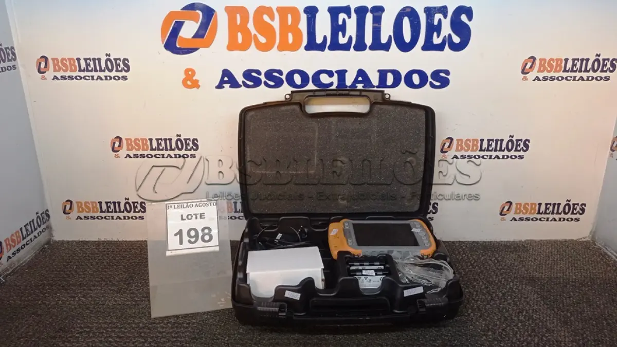 LOTE 198 - 01 DISPOSITIVO DE COLETA DE DADOS JUNIPER SYSTEMS MESA RUGGED NOTPAD. (NO ESTADO) ATENÇÃO! FAZER A VISITAÇÃO ANTES DE ARREMATAR, NÃO SABEMOS SE FUNCIONA, LEILÃO NÃO TEM GARANTIA E NEM DEVOLUÇÃO, SUJEITO A POSSÍVEIS AVARIAS VISÍVEIS/OCULTAS E/OU AUSÊNCIA DE COMPONENTES.