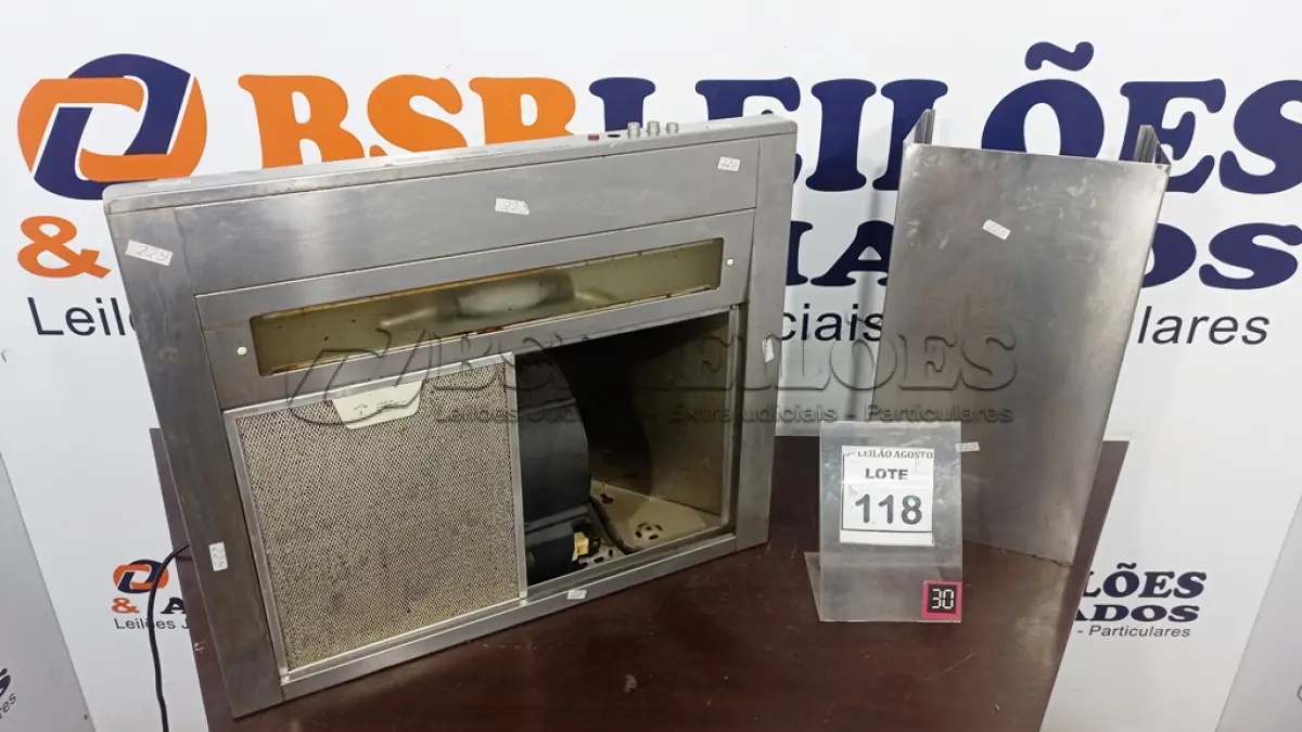 LOTE 118 - 01 COIFA 60CM MARCA CONTINENTAL. (NO ESTADO) ATENÇÃO! FAZER A VISITAÇÃO ANTES DE ARREMATAR, NÃO SABEMOS SE FUNCIONA. LEILÃO NÃO TEM GARANTIA E NEM DEVOLUÇÃO, SUJEITO A POSSÍVEIS AVARIAS VISÍVEIS/OCULTAS E/OU AUSÊNCIA DE COMPONENTES.