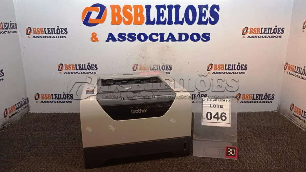 LOTE 046 - 01 IMPRESSORA MARCA BROTHER MODELO HL-5350DB. (NO ESTADO) ATENÇÃO! FAZER A VISITAÇÃO ANTES DE ARREMATAR, NÃO SABEMOS SE FUNCIONA, LEILÃO NÃO TEM GARANTIA E NEM DEVOLUÇÃO, SUJEITO A POSSÍVEIS AVARIAS VISÍVEIS/OCULTAS E/OU AUSÊNCIA DE COMPONENTES.