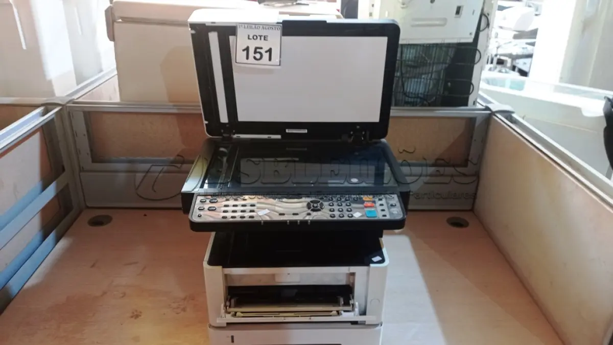 LOTE 151 - 01 IMPRESSORA KYOCERA MODELO M2040DN. (NO ESTADO) ATENÇÃO! FAZER A VISITAÇÃO ANTES DE ARREMATAR, NÃO SABEMOS SE FUNCIONA, LEILÃO NÃO TEM GARANTIA E NEM DEVOLUÇÃO, SUJEITO A POSSÍVEIS AVARIAS VISÍVEIS/OCULTAS E/OU AUSÊNCIA DE COMPONENTES.