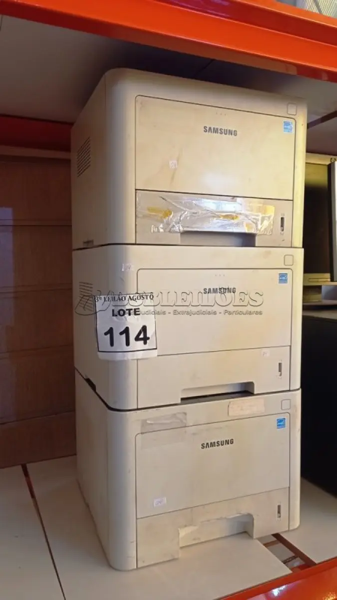 LOTE 114 - 03 IMPRESSORAS MARCA SAMSUNG. (NO ESTADO) ATENÇÃO! FAZER A VISITAÇÃO ANTES DE ARREMATAR, NÃO SABEMOS SE FUNCIONA, LEILÃO NÃO TEM GARANTIA E NEM DEVOLUÇÃO, SUJEITO A POSSÍVEIS AVARIAS VISÍVEIS/OCULTAS E/OU AUSÊNCIA DE COMPONENTES.