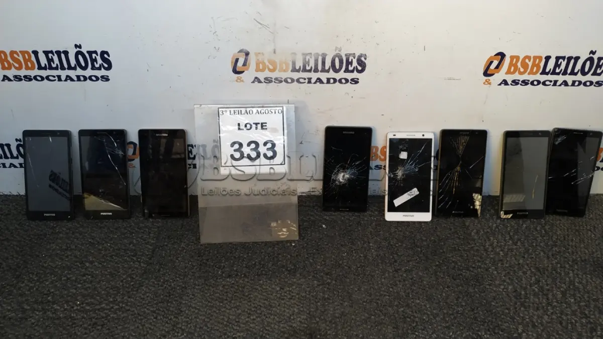 LOTE 333 - 08 CELULARES MARCA POSITIVO. (NO ESTADO) ATENÇÃO! FAZER A VISITAÇÃO ANTES DE ARREMATAR, NÃO SABEMOS SE FUNCIONA, LEILÃO NÃO TEM GARANTIA E NEM DEVOLUÇÃO, SUJEITO A POSSÍVEIS AVARIAS VISÍVEIS/OCULTAS E/OU AUSÊNCIA DE COMPONENTES.