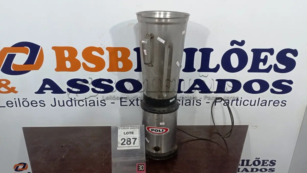 LOTE 287 - 01 LIQUIDIFICADOR INDUSTRIAL COM AVARIA. (NO ESTADO) ATENÇÃO! FAZER A VISITAÇÃO ANTES DE ARREMATAR, NÃO SABEMOS SE FUNCIONA, LEILÃO NÃO TEM 270GARANTIA E NEM DEVOLUÇÃO, SUJEITO A POSSÍVEIS AVARIAS VISÍVEIS/OCULTAS E/OU AUSÊNCIA DE COMPONENTES.