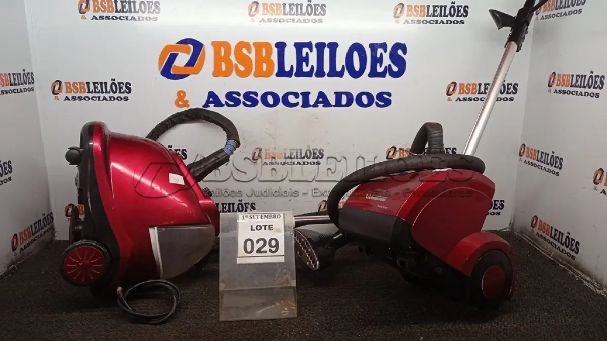 LOTE 029 - 02 VAPORIZADORES DE ROUPAS. (NO ESTADO) ATENÇÃO! FAZER A VISITAÇÃO ANTES DE ARREMATAR, NÃO SABEMOS SE FUNCIONA, LEILÃO NÃO TEM GARANTIA E NEM DEVOLUÇÃO, SUJEITO A POSSÍVEIS AVARIAS VISÍVEIS/OCULTAS E/OU AUSÊNCIA DE COMPONENTES.
