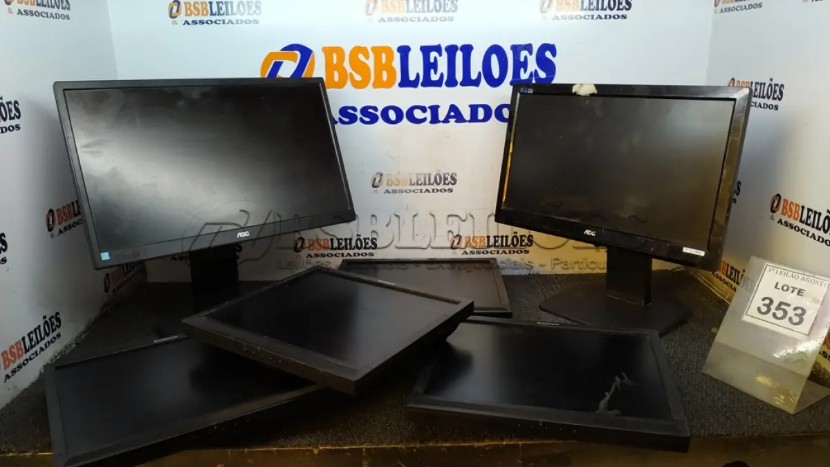 LOTE 353 - 06 MONITORES DE MARCAS E MODELOS DIVERSOS. (NO ESTADO) ATENÇÃO! FAZER A VISITAÇÃO ANTES DE ARREMATAR, NÃO SABEMOS SE FUNCIONA, LEILÃO NÃO TEM GARANTIA E NEM DEVOLUÇÃO, SUJEITO A POSSÍVEIS AVARIAS VISÍVEIS/OCULTAS E/OU AUSÊNCIA DE COMPONENTES.