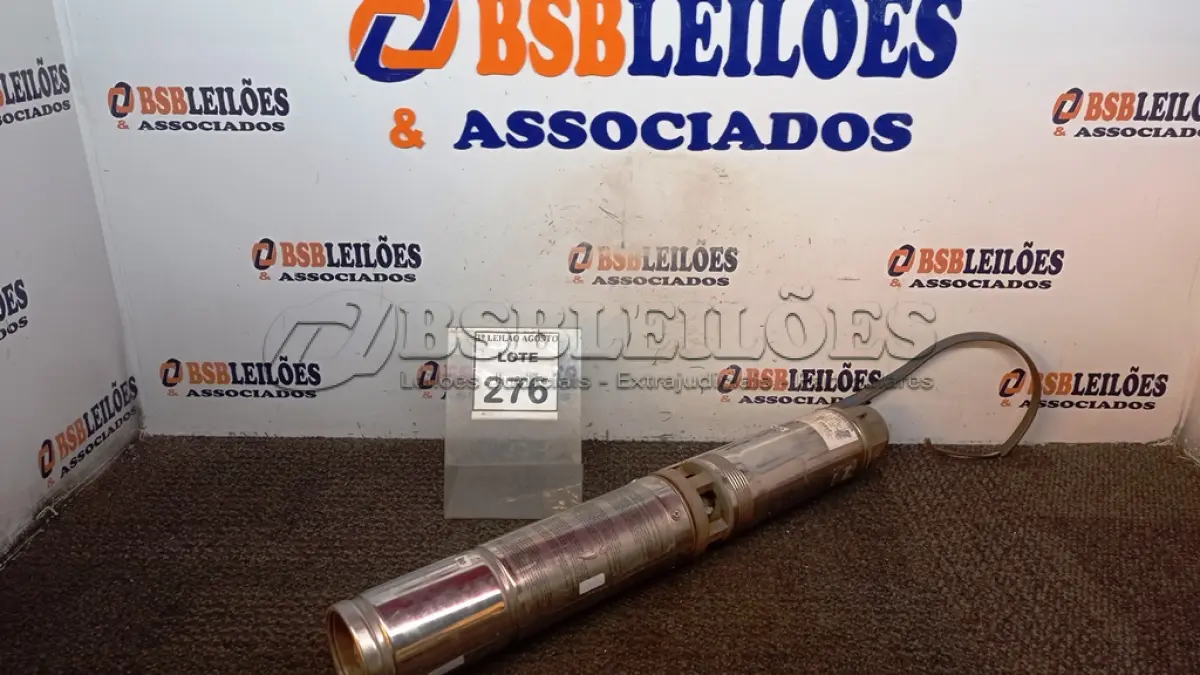 LOTE 276 - 01 BOMBA DE ÁGUA PARA POÇOS ARTESIANOS CROMADA. (NO ESTADO) ATENÇÃO! FAZER A VISITAÇÃO ANTES DE ARREMATAR, NÃO SABEMOS SE FUNCIONA, LEILÃO NÃO TEM GARANTIA E NEM DEVOLUÇÃO, SUJEITO A POSSÍVEIS AVARIAS VISÍVEIS/OCULTAS E/OU AUSÊNCIA DE COMPONENTES.