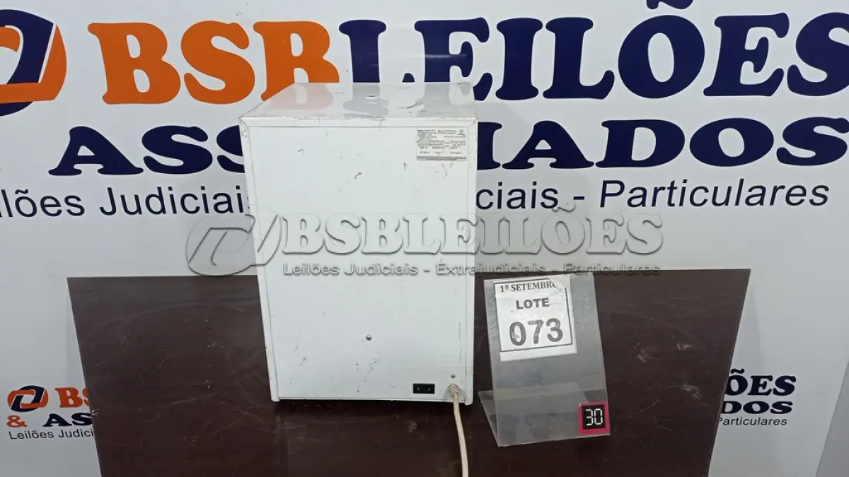 LOTE 073 - 01 ESTUFA DE ESTERILIZAÇÃO E SECAGEM. (NO ESTADO) ATENÇÃO! FAZER A VISITAÇÃO ANTES DE ARREMATAR, NÃO SABEMOS SE FUNCIONA, LEILÃO NÃO TEM GARANTIA E NEM DEVOLUÇÃO, SUJEITO A POSSÍVEIS AVARIAS VISÍVEIS/OCULTAS E/OU AUSÊNCIA DE COMPONENTES.