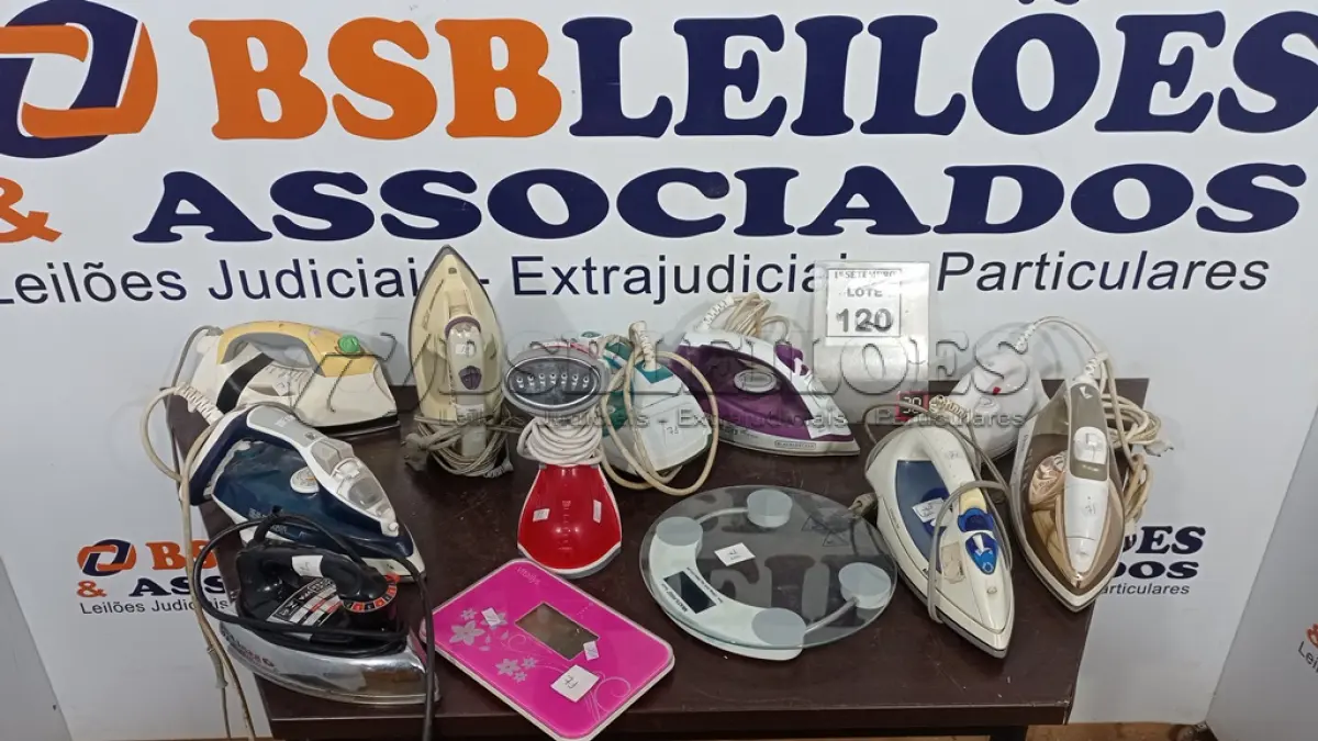 LOTE 120 - 09 FERROS DE PASSAR, 02 BALANÇAS DIGITAIS E 01 BORRIFADOR DE ÁGUA. (NO ESTADO) ATENÇÃO! FAZER A VISITAÇÃO ANTES DE ARREMATAR, NÃO SABEMOS SE FUNCIONA, LEILÃO NÃO TEM GARANTIA E NEM DEVOLUÇÃO, SUJEITO A POSSÍVEIS AVARIAS VISÍVEIS/OCULTAS E/OU AUSÊNCIA DE COMPONENTES.