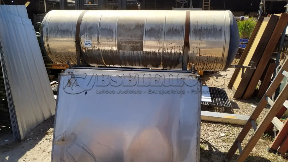 LOTE 475 - 01 BOILER AQUECEDOR SOLAR PARA ÁGUA. (NO ESTADO) ATENÇÃO! FAZER A VISITAÇÃO ANTES DE ARREMATAR, NÃO SABEMOS SE FUNCIONA, LEILÃO NÃO TEM GARANTIA E NEM DEVOLUÇÃO, SUJEITO A POSSÍVEIS AVARIAS VISÍVEIS/OCULTAS E/OU AUSÊNCIA DE COMPONENTES.