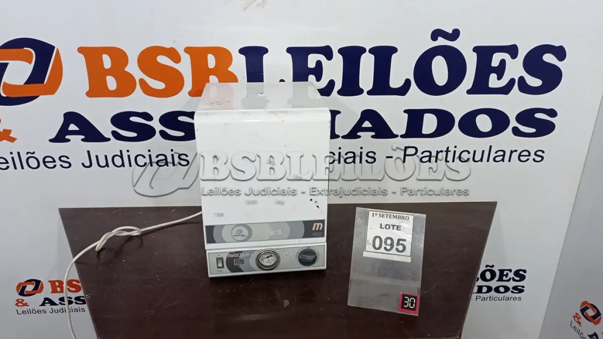 LOTE 095 - 01 ESTUFA PARA ESTERILIZAÇÃO E SECAGEM. (NO ESTADO) ATENÇÃO! FAZER A VISITAÇÃO ANTES DE ARREMATAR, NÃO SABEMOS SE FUNCIONA, LEILÃO NÃO TEM GARANTIA E NEM DEVOLUÇÃO, SUJEITO A POSSÍVEIS AVARIAS VISÍVEIS/OCULTAS E/OU AUSÊNCIA DE COMPONENTES.