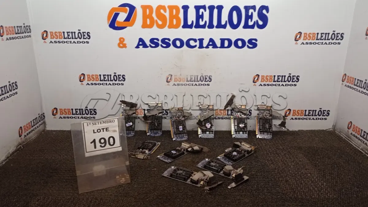 LOTE 190 - 11 PLACAS DE VÍDEO SLIM COM HDMI. (NO ESTADO) ATENÇÃO! FAZER A VISITAÇÃO ANTES DE ARREMATAR, NÃO SABEMOS SE FUNCIONA, LEILÃO NÃO TEM GARANTIA E NEM DEVOLUÇÃO, SUJEITO A POSSÍVEIS AVARIAS VISÍVEIS/OCULTAS E/OU AUSÊNCIA DE COMPONENTES