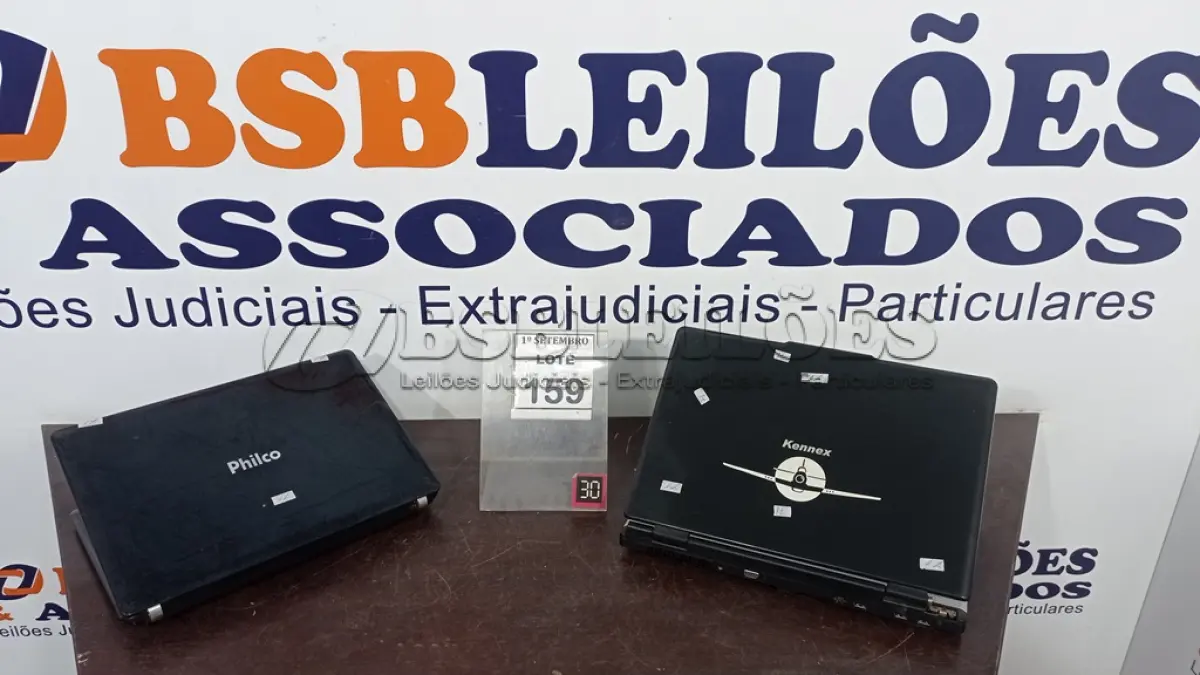 LOTE 159 - 02 NOTEBOOKS COM AVARIAS. (NO ESTADO) ATENÇÃO! FAZER A VISITAÇÃO ANTES DE ARREMATAR, NÃO SABEMOS SE FUNCIONA, LEILÃO NÃO TEM GARANTIA E NEM DEVOLUÇÃO, SUJEITO A POSSÍVEIS AVARIAS VISÍVEIS/OCULTAS E/OU AUSÊNCIA DE COMPONENTES.