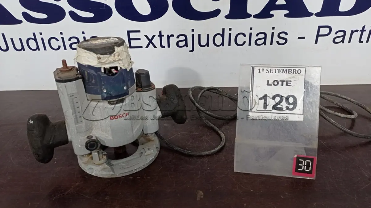 LOTE 129