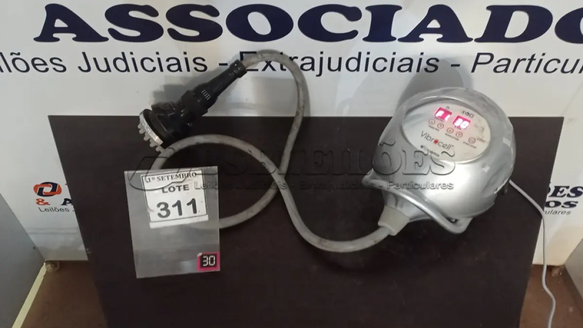 LOTE 311 - 01 APARELHO DE MASSAGEM ESTÉTICA VOBROCELL. (NO ESTADO) ATENÇÃO! FAZER A VISITAÇÃO ANTES DE ARREMATAR, NÃO SABEMOS SE FUNCIONA, LEILÃO NÃO TEM GARANTIA E NEM DEVOLUÇÃO, SUJEITO A POSSÍVEIS AVARIAS VISÍVEIS/OCULTAS E/OU AUSÊNCIA DE COMPONENTES.