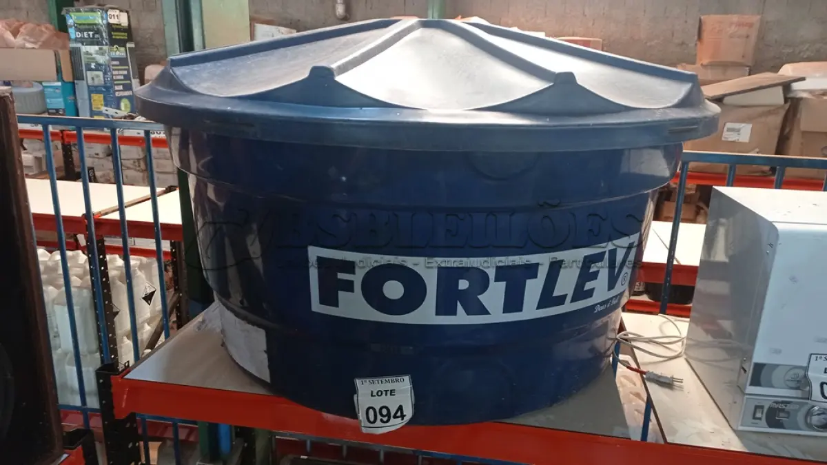 LOTE 094 - 01 CAIXA D’AGUA FORTELEV 500L. (NO ESTADO) ATENÇÃO! FAZER A VISITAÇÃO ANTES DE ARREMATAR, NÃO SABEMOS SE FUNCIONA, LEILÃO NÃO TEM GARANTIA E NEM DEVOLUÇÃO, SUJEITO A POSSÍVEIS AVARIAS VISÍVEIS/OCULTAS E/OU AUSÊNCIA DE COMPONENTES