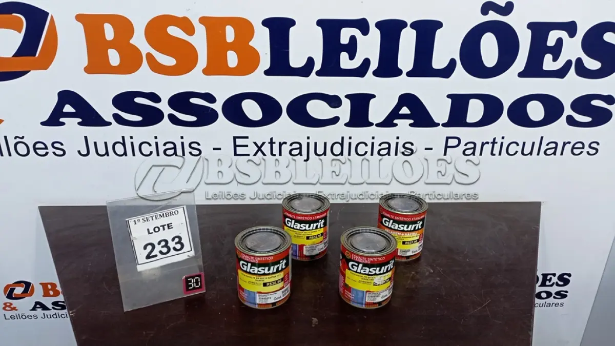 LOTE 233 - 04 LATAS DE ESMALTE SINTÉTICO DE 900ML CORES VARIADAS MARCA GLASURIT. (NO ESTADO) ATENÇÃO! FAZER A VISITAÇÃO ANTES DE ARREMATAR, NÃO SABEMOS SE FUNCIONA, LEILÃO NÃO TEM GARANTIA E NEM DEVOLUÇÃO, SUJEITO A POSSÍVEIS AVARIAS VISÍVEIS/OCULTAS E/OU AUSÊNCIA DE COMPONENTES.