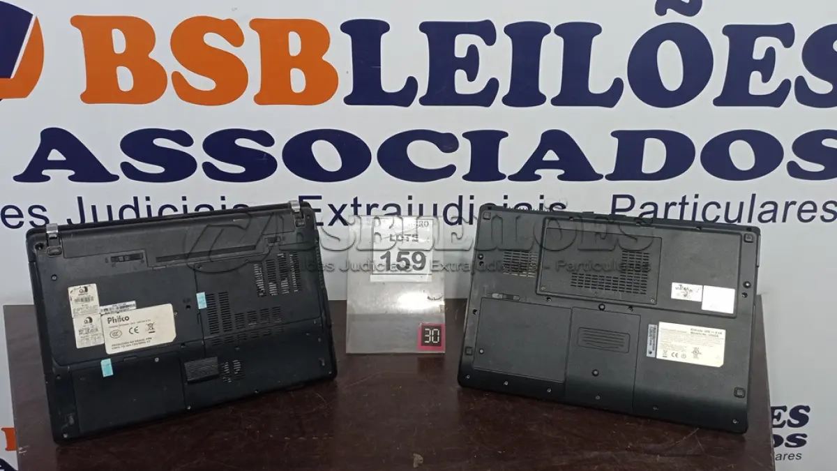 LOTE 159 - 02 NOTEBOOKS COM AVARIAS. (NO ESTADO) ATENÇÃO! FAZER A VISITAÇÃO ANTES DE ARREMATAR, NÃO SABEMOS SE FUNCIONA, LEILÃO NÃO TEM GARANTIA E NEM DEVOLUÇÃO, SUJEITO A POSSÍVEIS AVARIAS VISÍVEIS/OCULTAS E/OU AUSÊNCIA DE COMPONENTES.