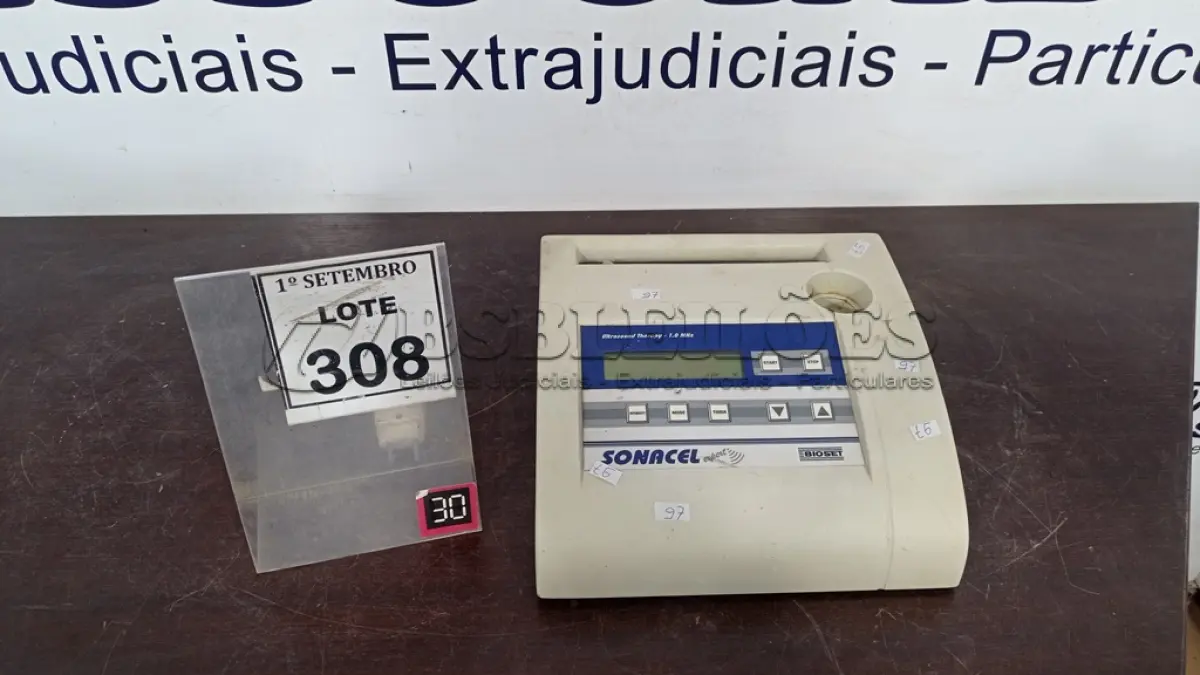 LOTE 308 - 01 APARELHO DE TERAPIA ULTRASSOM. (NO ESTADO) ATENÇÃO! FAZER A VISITAÇÃO ANTES DE ARREMATAR, NÃO SABEMOS SE FUNCIONA, LEILÃO NÃO TEM GARANTIA E NEM DEVOLUÇÃO, SUJEITO A POSSÍVEIS AVARIAS VISÍVEIS/OCULTAS E/OU AUSÊNCIA DE COMPONENTES.