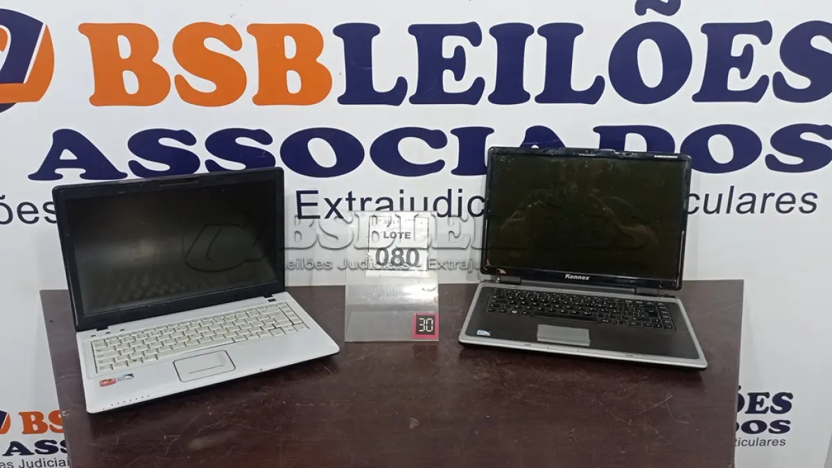 LOTE 080 - 02 NOTEBOOKS COM AVARIAS. (NO ESTADO) ATENÇÃO! FAZER A VISITAÇÃO ANTES DE ARREMATAR, NÃO SABEMOS SE FUNCIONA, LEILÃO NÃO TEM GARANTIA E NEM DEVOLUÇÃO, SUJEITO A POSSÍVEIS AVARIAS VISÍVEIS/OCULTAS E/OU AUSÊNCIA DE COMPONENTES.