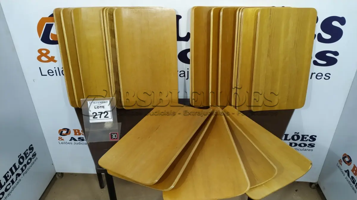 LOTE 272 - 20 PLACAS DE MADEIRA. (NO ESTADO) ATENÇÃO! FAZER A VISITAÇÃO ANTES DE ARREMATAR, NÃO SABEMOS SE FUNCIONA, LEILÃO NÃO TEM GARANTIA E NEM DEVOLUÇÃO, SUJEITO A POSSÍVEIS AVARIAS VISÍVEIS/OCULTAS E/OU AUSÊNCIA DE COMPONENTES.