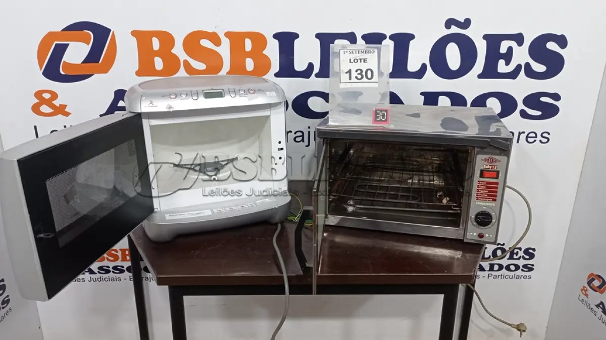 LOTE 130 - 01 MICRO-ONDAS MARCA BRASTEMP E 01 FORNO ELÉTRICO. (NO ESTADO) ATENÇÃO! FAZER A VISITAÇÃO ANTES DE ARREMATAR, NÃO SABEMOS SE FUNCIONA, LEILÃO NÃO TEM GARANTIA E NEM DEVOLUÇÃO, SUJEITO A POSSÍVEIS AVARIAS VISÍVEIS/OCULTAS E/OU AUSÊNCIA DE COMPONENTES.