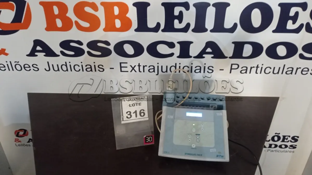 LOTE 316 - 01 APARELHO DE ESTÉTICA FACIAL STIMULUS FACE. (NO ESTADO) ATENÇÃO! FAZER A VISITAÇÃO ANTES DE ARREMATAR, NÃO SABEMOS SE FUNCIONA, LEILÃO NÃO TEM GARANTIA E NEM DEVOLUÇÃO, SUJEITO A POSSÍVEIS AVARIAS VISÍVEIS/OCULTAS E/OU AUSÊNCIA DE COMPONENTES.