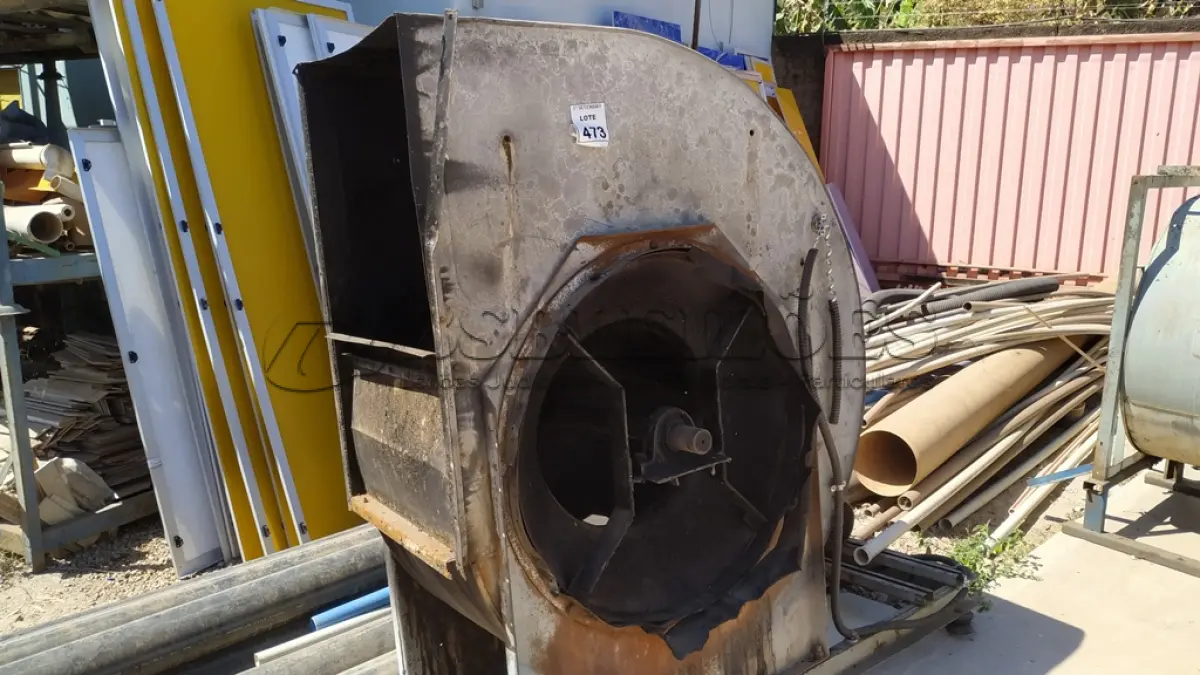 LOTE 473 - 01 EXAUSTOR CENTRIFUGO CARACOL. (NO ESTADO) ATENÇÃO! FAZER A VISITAÇÃO ANTES DE ARREMATAR, NÃO SABEMOS SE FUNCIONA, LEILÃO NÃO TEM GARANTIA E NEM DEVOLUÇÃO, SUJEITO A POSSÍVEIS AVARIAS VISÍVEIS/OCULTAS E/OU AUSÊNCIA DE COMPONENTES.