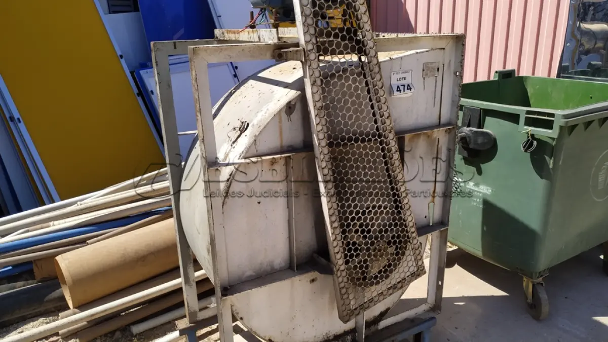 LOTE 474 - 01 EXAUSTOR CENTRIFUGO CARACOL MOTOVENT. (NO ESTADO) ATENÇÃO! FAZER A VISITAÇÃO ANTES DE ARREMATAR, NÃO SABEMOS SE FUNCIONA, LEILÃO NÃO TEM GARANTIA E NEM DEVOLUÇÃO, SUJEITO A POSSÍVEIS AVARIAS VISÍVEIS/OCULTAS E/OU AUSÊNCIA DE COMPONENTES.