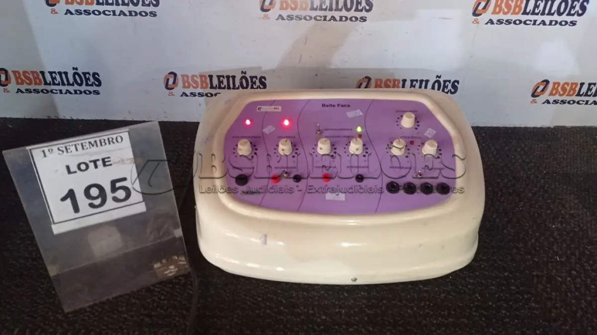 LOTE 195 - 01 APARELHO DE ALTA FREQUÊNCIA BELLE FACE MARCA ELETROBEL. (NO ESTADO) ATENÇÃO! FAZER A VISITAÇÃO ANTES DE ARREMATAR, NÃO SABEMOS SE FUNCIONA, LEILÃO NÃO TEM GARANTIA E NEM DEVOLUÇÃO, SUJEITO A POSSÍVEIS AVARIAS VISÍVEIS/OCULTAS E/OU AUSÊNCIA DE COMPONENTES