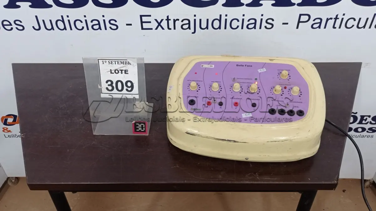 LOTE 309 - 01 APARELHO DE ALTA FREQUÊNCIA BELLE FACE MARCA ELETROBEL. (NO ESTADO) ATENÇÃO! FAZER A VISITAÇÃO ANTES DE ARREMATAR, NÃO SABEMOS SE FUNCIONA, LEILÃO NÃO TEM GARANTIA E NEM DEVOLUÇÃO, SUJEITO A POSSÍVEIS AVARIAS VISÍVEIS/OCULTAS E/OU AUSÊNCIA DE COMPONENTES