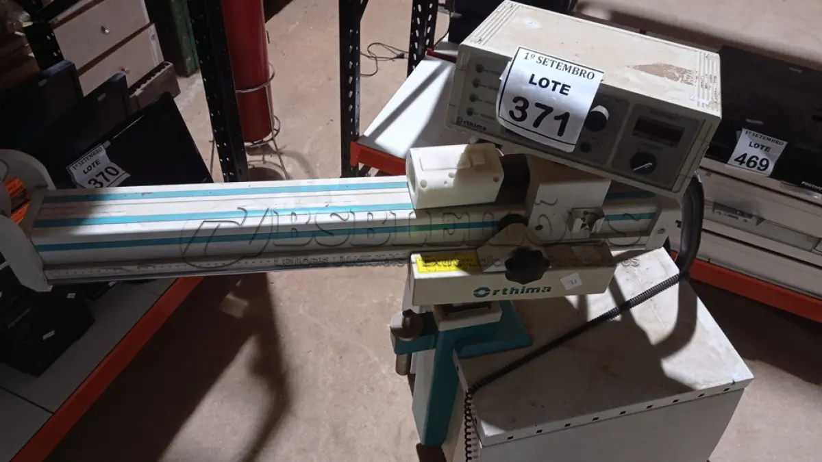 LOTE 371 - 01 EQUIPAMENTO DE FISIOTERAPIA ORTHIMA. (NO ESTADO) ATENÇÃO! FAZER A VISITAÇÃO ANTES DE ARREMATAR, NÃO SABEMOS SE FUNCIONA, LEILÃO NÃO TEM GARANTIA E NEM DEVOLUÇÃO, SUJEITO A POSSÍVEIS AVARIAS VISÍVEIS/OCULTAS E/OU AUSÊNCIA DE COMPONENTES.