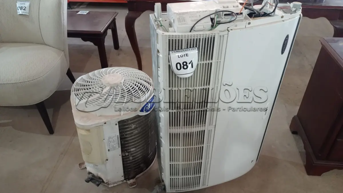 LOTE 081 - 01 AR CONDICIONADO CARRIER 18.000BTUS.  (NO ESTADO EM QUE SE ENCONTRA. SUJEITO A AVARIAS OCULTAS/VISÍVEIS.)  AV9963N