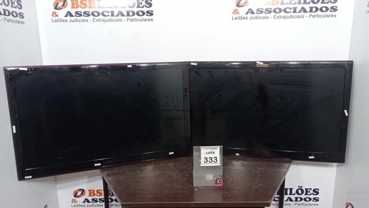 LOTE 333 - 01 TV LCD 42’’ MARCA LG. (NO ESTADO) ATENÇÃO! FAZER A VISITAÇÃO ANTES DE ARREMATAR, NÃO SABEMOS SE FUNCIONA, LEILÃO NÃO TEM GARANTIA E NEM DEVOLUÇÃO, SUJEITO A POSSÍVEIS AVARIAS VISÍVEIS/OCULTAS E/OU AUSÊNCIA DE COMPONENTES.