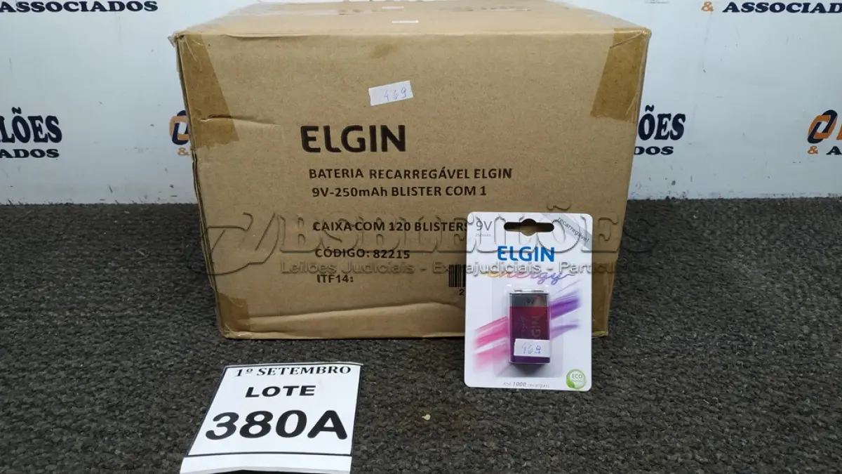 LOTE 380 - 01 CAIXA COM 120 BLISTERS BATERIA RECARREGÁVEL ELGIN 9V-250MAH. (NO ESTADO) ATENÇÃO! FAZER A VISITAÇÃO ANTES DE ARREMATAR, NÃO SABEMOS SE FUNCIONA, LEILÃO NÃO TEM GARANTIA E NEM DEVOLUÇÃO, SUJEITO A POSSÍVEIS AVARIAS VISÍVEIS/OCULTAS E/OU AUSÊNCIA DE COMPONENTES.