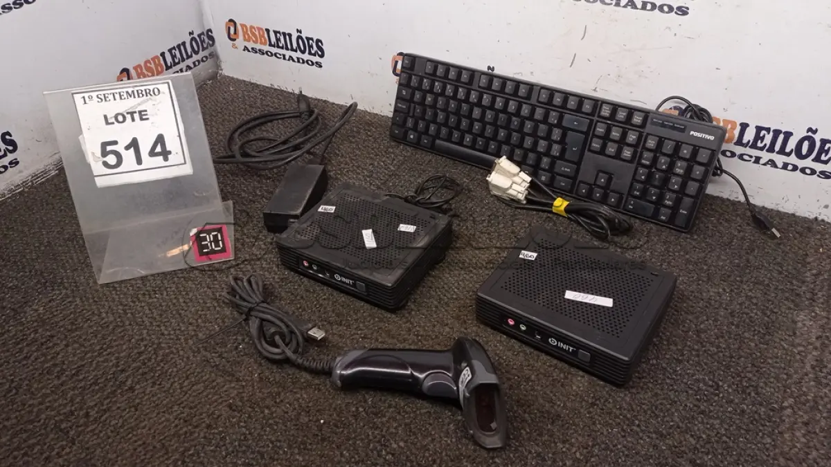 LOTE 514 - 02 MINIS PC INIT, 01 TECLADO, 01 LEITOR DE CÓDIGO DE BARRAS  E CABOS.(NO ESTADO) ATENÇÃO! FAZER A VISITAÇÃO ANTES DE ARREMATAR, NÃO SABEMOS SE FUNCIONA, LEILÃO NÃO TEM GARANTIA E NEM DEVOLUÇÃO, SUJEITO A POSSÍVEIS AVARIAS VISÍVEIS/OCULTAS E/OU AUSÊNCIA DE COMPONENTES.