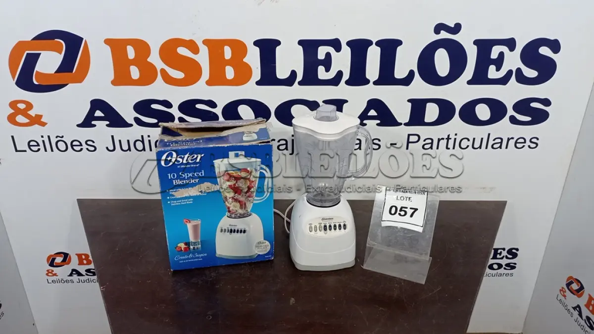 LOTE 057 - 01 LIQUIFICADOR OSTER 110V. (NO ESTADO EM QUE SE ENCONTRA. SUJEITO A AVARIAS OCULTAS/VISÍVEIS.)