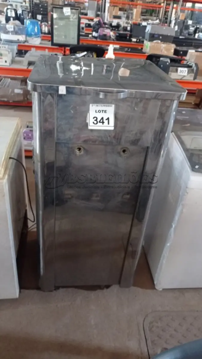 LOTE 341 - 01 SUQUEIRA INDUSTRIAL EM INOX. (NO ESTADO) ATENÇÃO! FAZER A VISITAÇÃO ANTES DE ARREMATAR, NÃO SABEMOS SE FUNCIONA, LEILÃO NÃO TEM GARANTIA E NEM DEVOLUÇÃO, SUJEITO A POSSÍVEIS AVARIAS VISÍVEIS/OCULTAS E/OU AUSÊNCIA DE COMPONENTES.