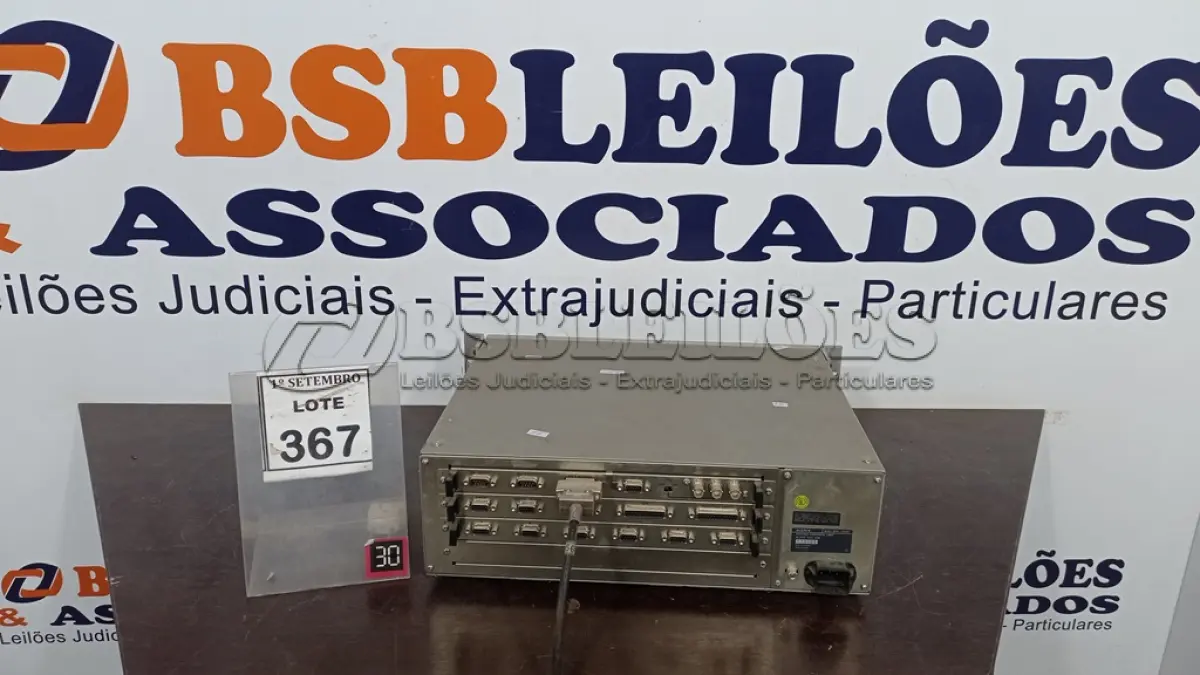 LOTE 367 - 01 UNIDADE DE CONTROLE DE EDIÇÃO. (NO ESTADO) ATENÇÃO! FAZER A VISITAÇÃO ANTES DE ARREMATAR, NÃO SABEMOS SE FUNCIONA, LEILÃO NÃO TEM GARANTIA E NEM DEVOLUÇÃO, SUJEITO A POSSÍVEIS AVARIAS VISÍVEIS/OCULTAS E/OU AUSÊNCIA DE COMPONENTES.