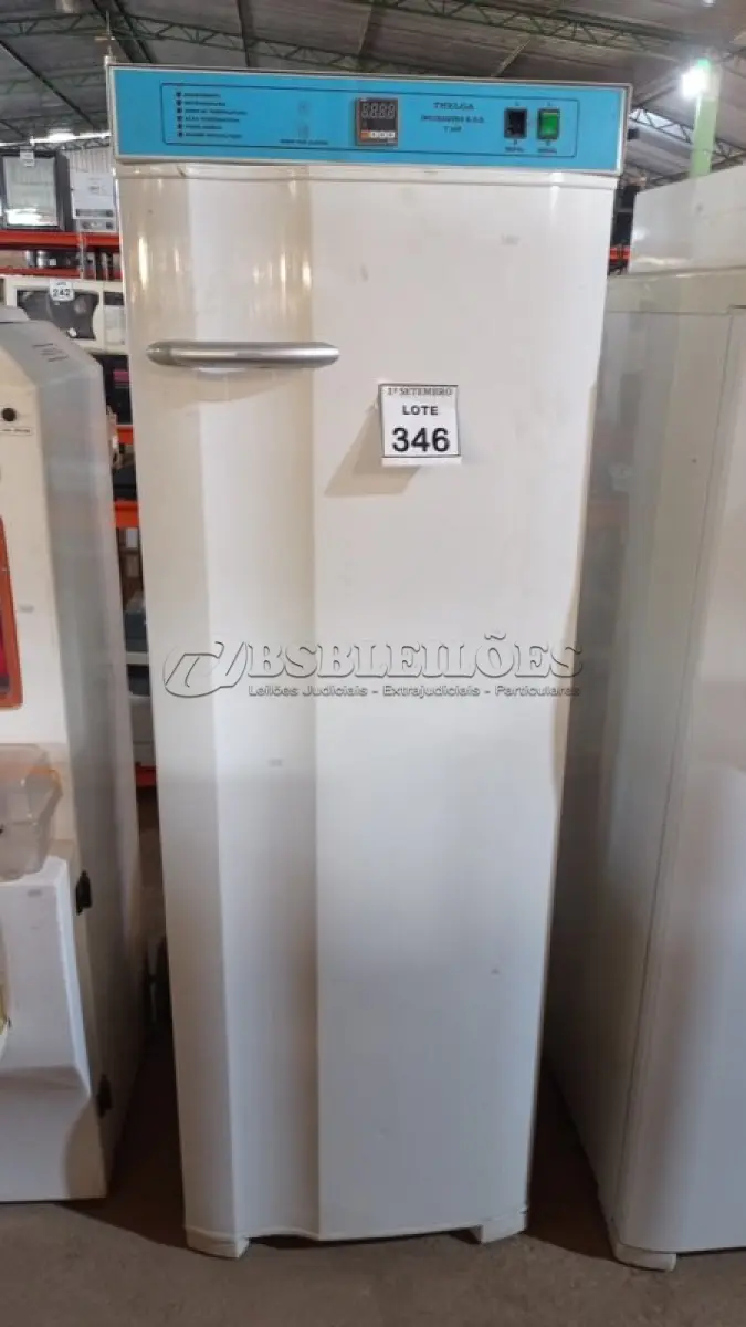 LOTE 346 - 01 INCUBADORA DE LABORATÓRIO TIPO B.O.D. THELGA. (NO ESTADO) ATENÇÃO! FAZER A VISITAÇÃO ANTES DE ARREMATAR, NÃO SABEMOS SE FUNCIONA. LEILÃO NÃO TEM GARANTIA E NEM DEVOLUÇÃO, SUJEITO A POSSÍVEIS AVARIAS VISÍVEIS/OCULTAS E/OU AUSÊNCIA DE COMPONENTES.