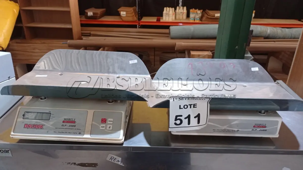 LOTE 511 - 02 BALANÇAS PEDIÁTRICA PESO MAX. 10/25KG. (NO ESTADO) ATENÇÃO! FAZER A VISITAÇÃO ANTES DE ARREMATAR, NÃO SABEMOS SE FUNCIONA, LEILÃO NÃO TEM GARANTIA E NEM DEVOLUÇÃO, SUJEITO A POSSÍVEIS AVARIAS VISÍVEIS/OCULTAS E/OU AUSÊNCIA DE COMPONENTES.