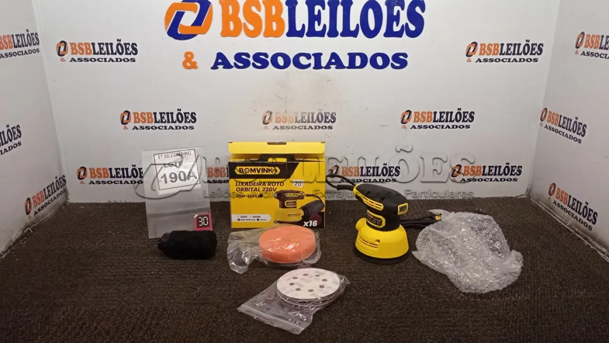LOTE 190 - 01 LIXADEIRA ROTO ORBITAL COM REGULADOR DE VELOCIDADE 220V 300W COM 16 LIXAS. (NO ESTADO) ATENÇÃO! FAZER A VISITAÇÃO ANTES DE ARREMATAR, NÃO SABEMOS SE FUNCIONA, LEILÃO NÃO TEM GARANTIA E NEM DEVOLUÇÃO, SUJEITO A POSSÍVEIS AVARIAS VISÍVEIS/OCULTAS E/OU AUSÊNCIA DE COMPONENTES.