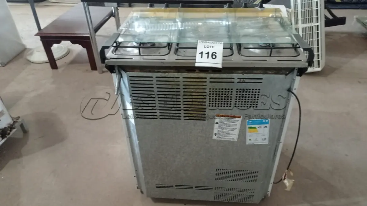 LOTE 116 - 01 FOGÃO 5 BOCAS BRASTEMP BIVOLTS. (NO ESTADO EM QUE SE ENCONTRA. SUJEITO A AVARIAS OCULTAS/VISÍVEIS.) AV9842G