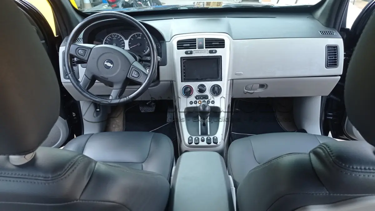 LOTE 603 - 01 I/CHEVROLET EQUINOX LT, ANO 2005, COR PRETA, GASOLINA, AUTOMÁTICA (NO ESTADO).